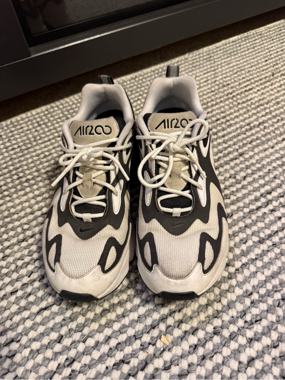 Nike Black and White Men's Athletic Sneakers